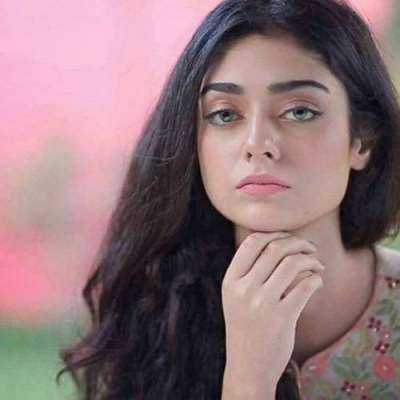 نور-ظفر-خان-نے-صبا-قمر-کو-بہترین-اداکارہ-قرار-دے-دیا