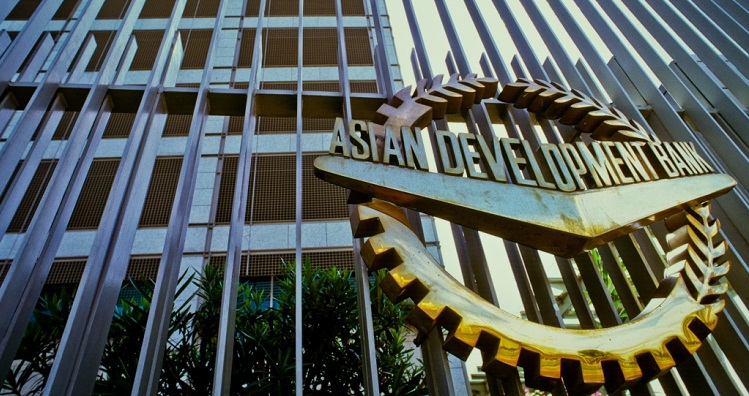 ایشیائی-ترقیاتی-بینک-نے-پاکستان-کو-7.5-ارب-ڈالر-قرض-دینے-کا-وعدہ-کر-لیا