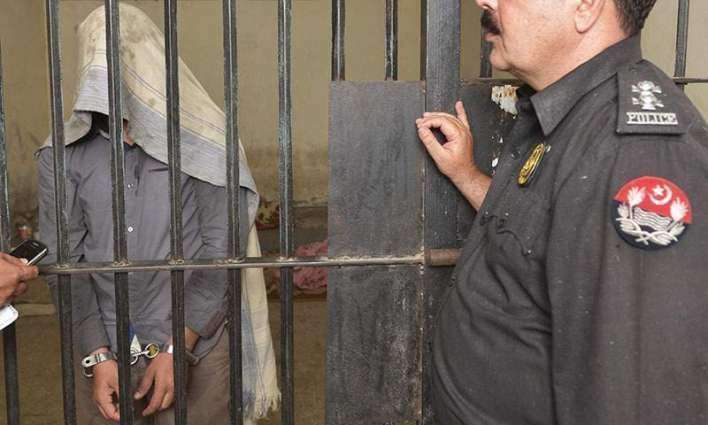 فیصل-آباد-میں-17-مجرم-گرفتار