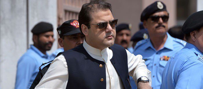 آزادی-مار-چ-سے-روکنے-کیلئے-نوازشریف-پر-دباؤ-ڈالا-جا-رہا-ہے،حسین-نواز