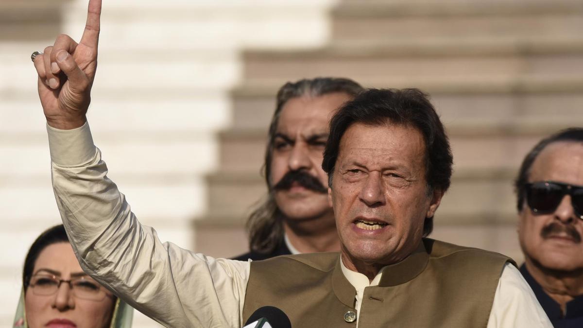وزیراعظم-عمران-خان-کا-احسن-اقدام،بنی-گالا-کی-سیکیورٹی-پر-45-لاکھ-روپے-جیب-سے-ادا-کریں-گے