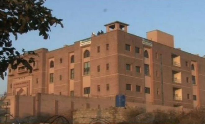 سی-ڈی-اے-اراضی-پر-قبضہ-کر-کے-خزانے-کو-45-کروڑکا-نقصان-پہنچانے-کے-ملزم-کے-ریمانڈ-میں-توسیع