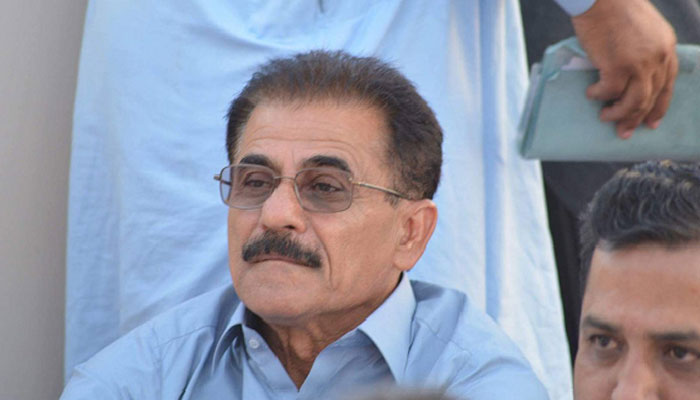 ترقی-کیلئے-شاہراہوں-کی-تعمیر-پر-توجہ-دینا-ضروری-ہے،جان-محمد-بلوچ