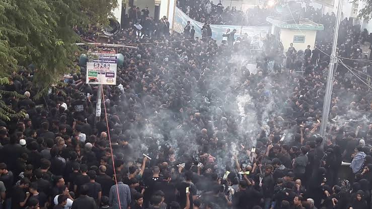 چپ-تعزیہ-کا-جلوس-نشترپارک-کراچی-سے-برآمد