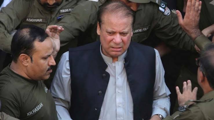 نوازشریف-کو-سروسز-ہسپتال-سے-ڈسچارج-کردیا-گیا