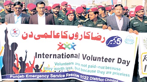 ڈپٹی-کمشنر-چنیوٹ-کی-قیادت-میں-1122کے-زیراہتمام-واک