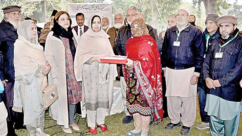 مستحق-بچیوں-میں-جہیز-کا-سامان-تقسیم-کرنے-کی-تقریب