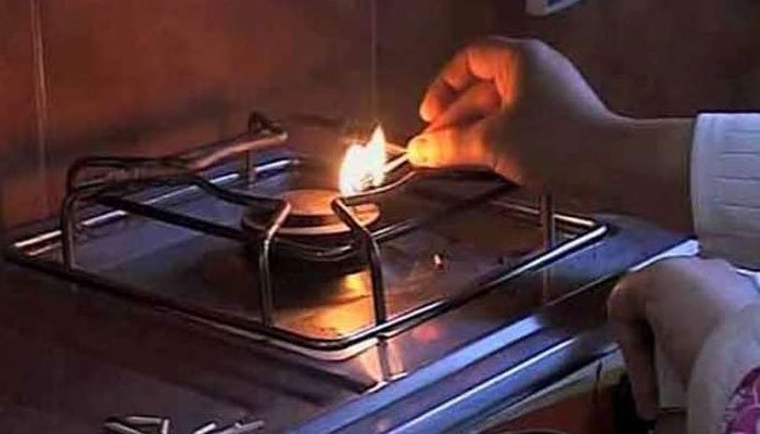 مختلف-علاقوں-میں-گیس-کی-بندش،-خواتین-کو-کھانا-پکانے-میں-مشکلات