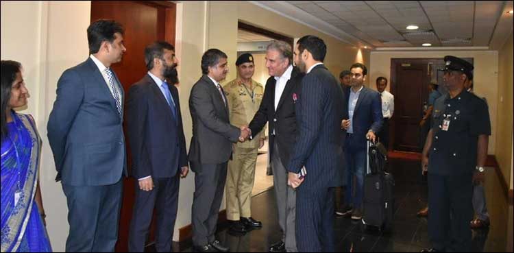 وزیر-خارجہ-2-روزہ-سرکاری-دورے-پر-سری-لنکا-پہنچ-گئے