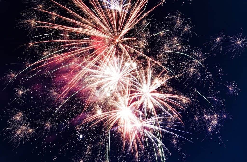 دنیا-بھر-میں‌-نئے-سال-سے-جُڑی-دل-چسپ-اور-عجیب-و-غریب-روایات