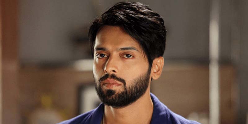 ٹک-ٹاک-کو-’’وقت-کا-ضیاع‘‘کہنا-فہد-مصطفی-کو-مہنگا-پڑ-گیا