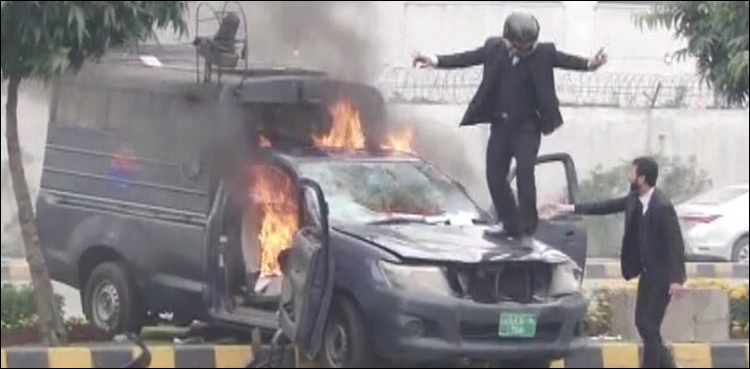 پی-آئی-سی-واقعہ:-پنجاب-فرانزک-سائنس-ایجنسی-نے-40-وکلا-کی-نشاندہی-کر-دی