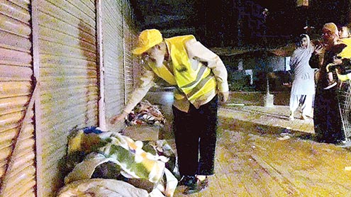 سول-اسپتال-میں-تیمارداروں-میں-500-سے-زائد-کمبل-تقسیم