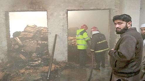 گتے-کی-فیکٹری-میں-آتشزدگی-قیمتی-سامان-جل-گیا