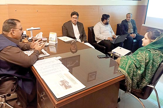 ادارے-کی-ترقی-کیلئے-ملازمین-ایما-نداری-سے-کام-کریں-،-افضل-ناصر