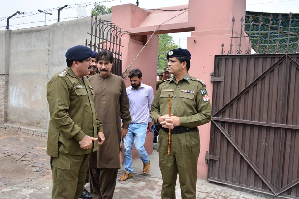 گرجا-گھروں-کا-دورہ