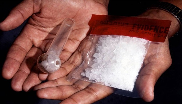 کوٹری:پولیس-سرپرستی-میں-منشیات-کی-کھلے-عام-فروخت-جاری