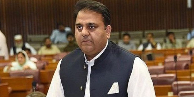 وزارتیں-آتی-جاتی-رہتی-ہیں،-وزیر-سے-پہلے-انسان-ہوں،-مبشر-لقمان-کو-تھپڑکیوں-مارا؟-فواد-چوہدری-نے-حقیقت-بیان-کر-دی