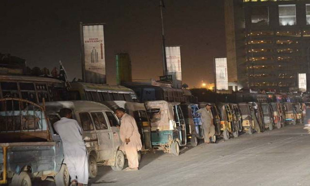 ذلت-کی-CNG-سے-عزت-کا-پیٹرول-بہتر،-صارفین-کا-شکوہ