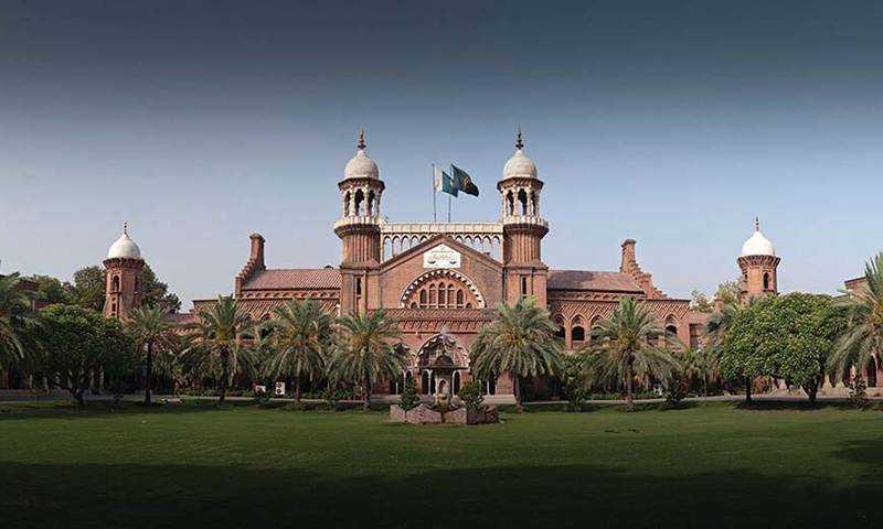 ہائیکورٹ-نےخصوصی-عدالت-کی-تشکیل-پر-فیصلہ-دیا-سزا-پر-نہیں،-تجزیہ-کار