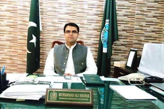 ڈپٹی-کمشنر-نے-گھر-جا-کر-پولیو-مہم-کے-حوالے-سے-معلومات-لیں