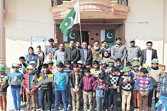 ٹریفک-پولیس-کے-موبائل-ایجوکیشن-یونٹ-کی-جانب-سے-واک