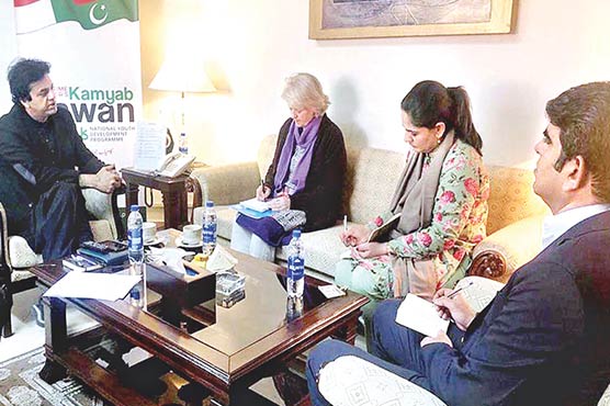 آرٹیفیشل-انٹیلی-جنس-سے-نوجوان-ہزاروں-ڈالر-کما-رہے-،-عثمان-ڈار