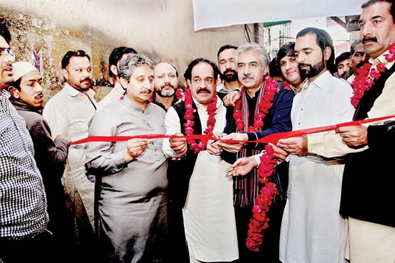 بسنت-مسئلہ-کابینہ-میں-پیش-کرکے-حل-نکالیں-گے-:-اسلم-اقبال