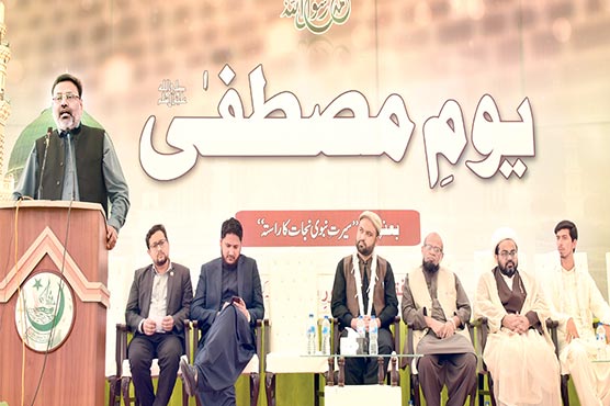 نبی-کریمؐ-کی-سیرت-پر-تحقیق-کبھی-مکمل-نہیں-ہوسکتی،-شیخ-الجامعہ