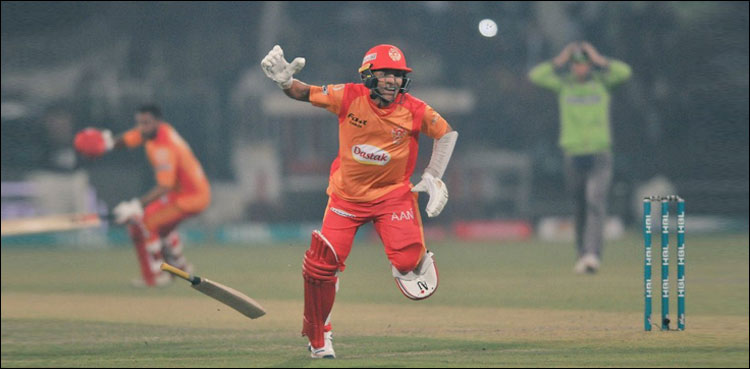 گیارہویں-نمبر-پر-کھیلنے-والے-بالر-کا-انوکھا-ریکارڈ