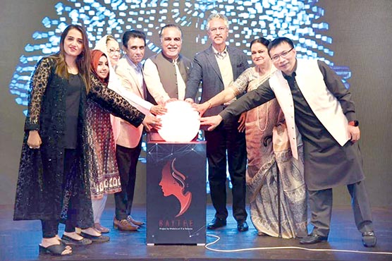 ملکی-ترقی-کیلئے-خواتین-کو-بااختیار-بنانا-ہوگا،گورنر