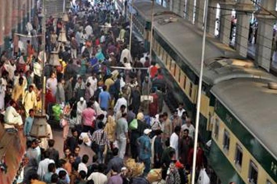 ٹرین-شیڈول-بدستور-متاثر،ساڑھے-3-گھنٹے-تک-تاخیر-کا-شکار