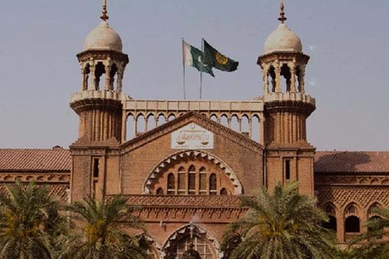 گاڑیوں-کا-ناقص-ایندھن-ماحولیاتی-آلودگی-کا-بڑا-سبب:ہائیکورٹ