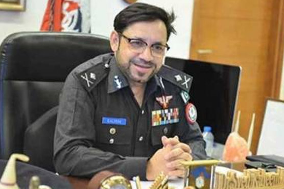 سابق-آئی-جی-سندھ-ڈاکٹر-کلیم-امام-کا-مزارقائد-کا-دورہ