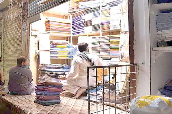 لاک-ڈاؤن-کی-خلاف-ورزی،-تاجر-سحری-سے-صبح‌-8-بجے-تک-مارکیٹوں-میں-کام-کرنے-لگے