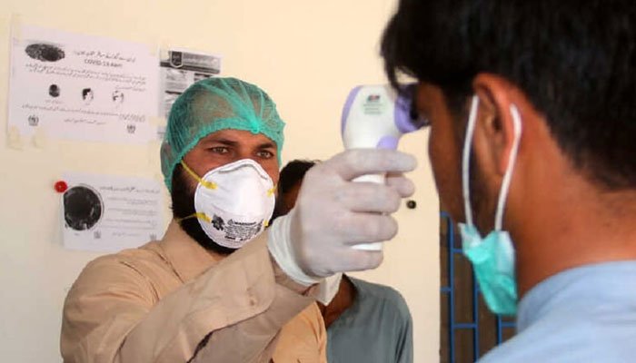 کچی-آبادیوں-میں-کورونا-وائرس-کی-موبائل-ٹیسٹنگ-ہوگی،-مثبت-کیس-آئسولیشن-مراکز-منتقل-کردیئے-جائیں-گے