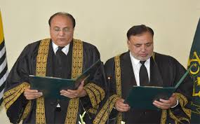 جسٹس-راجہ-سعید-اکرم-نے-قائم-مقام-چیف-جسٹس-آزاد-کشمیر-سپریم-کورٹ-کا-حلف-اٹھا-لیا