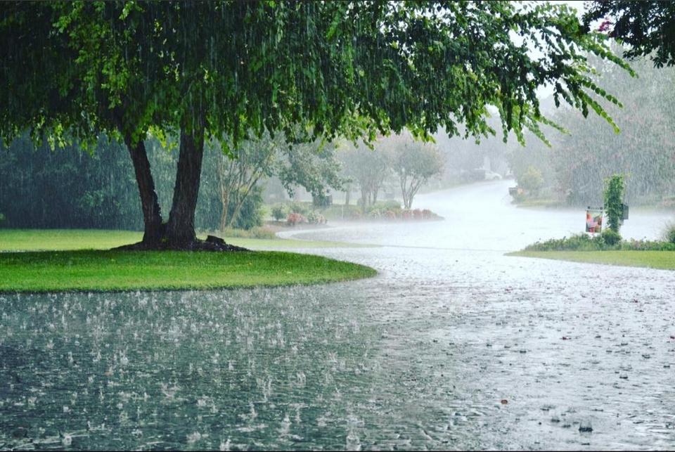 اسلام-آباد-سمیت-بالائی-پنجاب-،-سندھ،خیبر-پختونخوا،-شمال-مشرقی-بلوچستان-،-گلگت-بلتستان-اور-کشمیر-میں-آندھی-کے-ساتھ-بارش-کا-امکان-ہے،-محکمہ-موسمیات