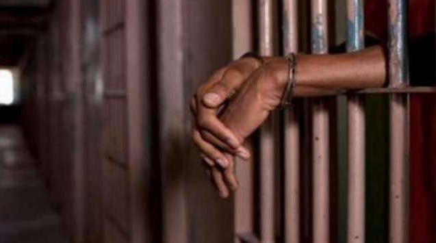 سرگودھا-،پولیس-نے-دوران-چیکنگ-فراڈ-کے-مقدمہ-میں-8-سال-سے-مطلوب-اشتہاری-ملزم-کوگرفتار-کر-لیا