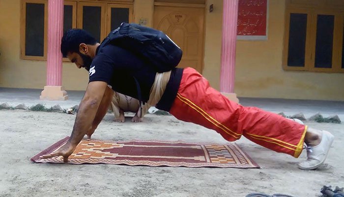 پاکستان-کے-عرفان-محسود-نے-ایک-اور-ورلڈ-ریکارڈ-اپنے-نام-کر-لیا