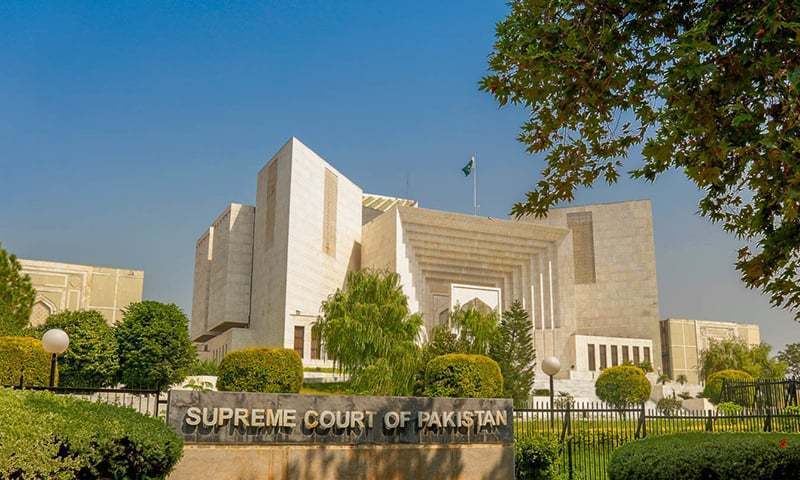 ریلوے-کا-حال-بالکل-پھٹیچر-ہے،-سمجھ-نہیں-آرہا-محکمے-کا-کیا-بنے-گا،-چیف-جسٹس