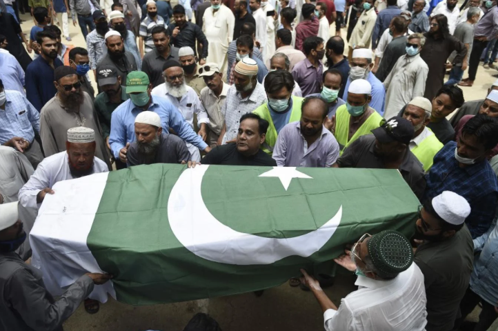 کراچی-طیارہ-حادثہ:ایک-ماہ-بعد-لاش-نمبر-112-کی-شناخت-کا-معمہ-حل