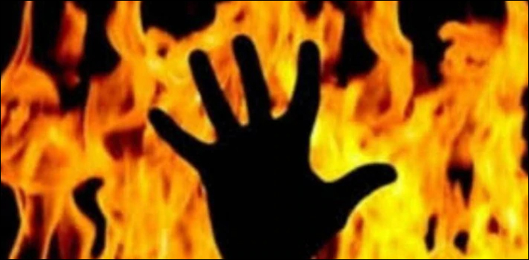 سعودی-عرب-:-شوہر-نے-بیوی-کو-جلا-کر-سڑک-پر-پھینک-دیا،-ملزم-گرفتار