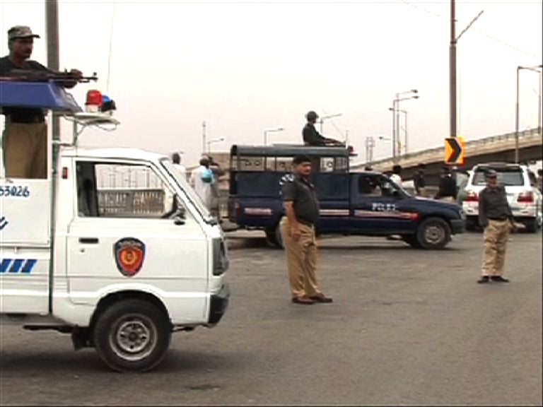 کراچی:-کورنگی-میں-پولیس-اہلکار-قاتلانہ-حملے-میں-زخمی